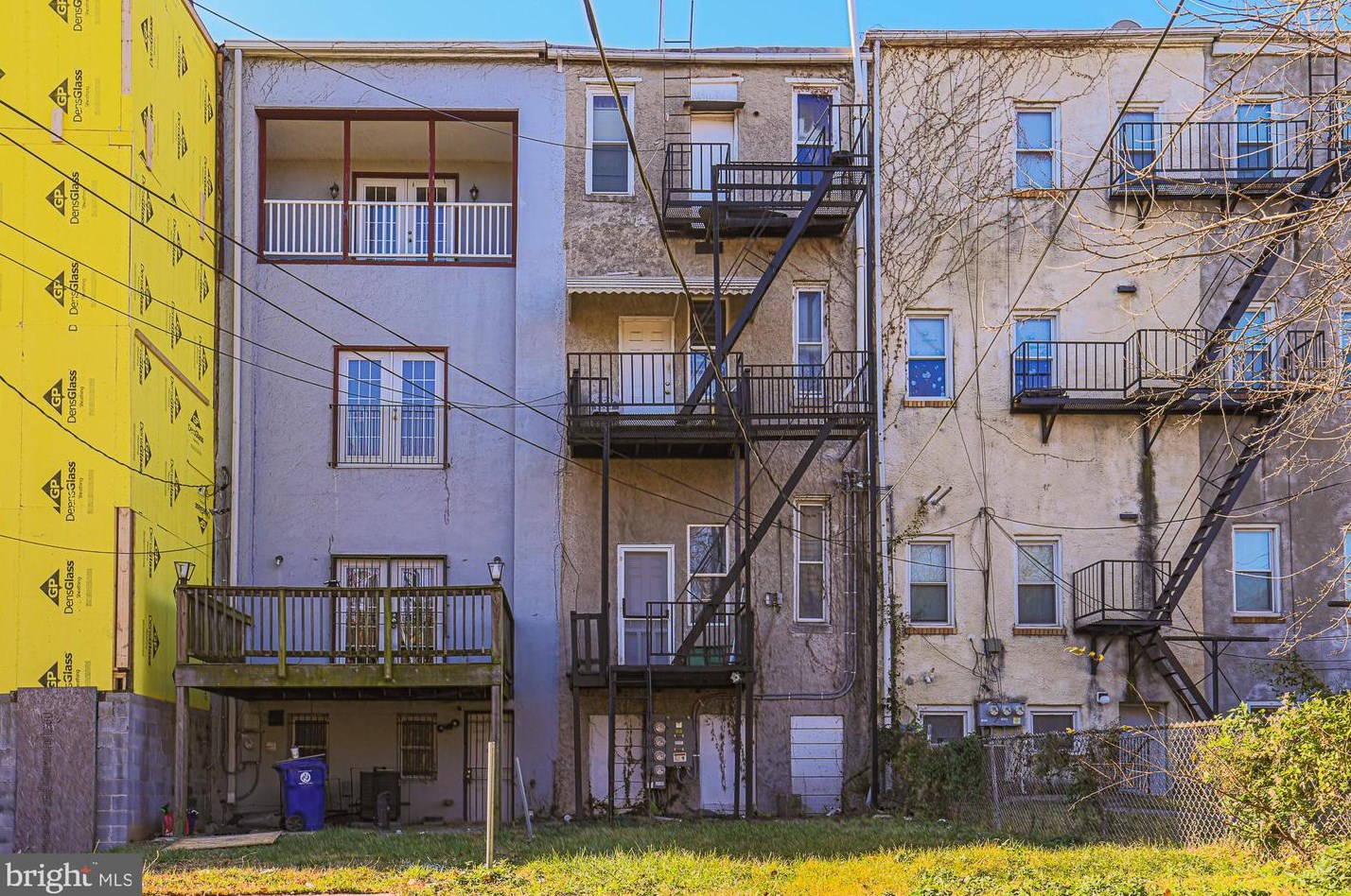 1923 Mcculloh St, Baltimore MD  21217-3189 exterior