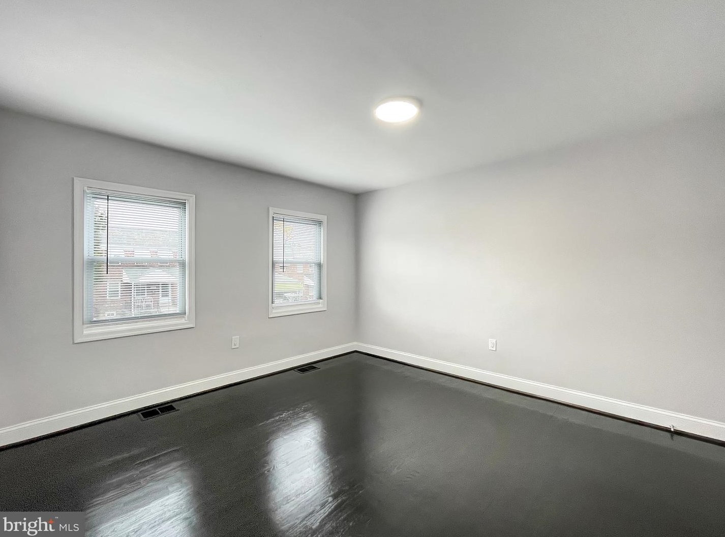 827 Lyndhurst St, Baltimore MD  21229-1956 exterior