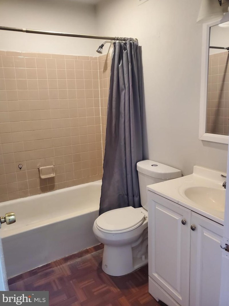 511 Port St, Baltimore MD  21205-2528 exterior