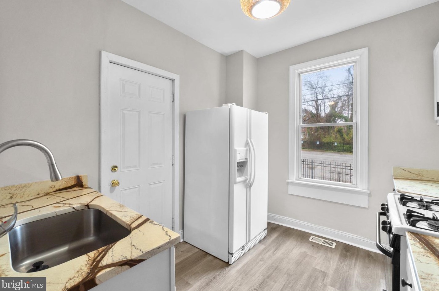 2621 Rosewood Ave, Baltimore MD  21215-6726 exterior