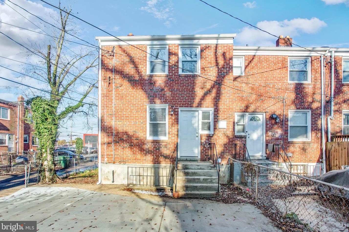 2731 Uhler Ave, Baltimore MD  21215-5341 exterior