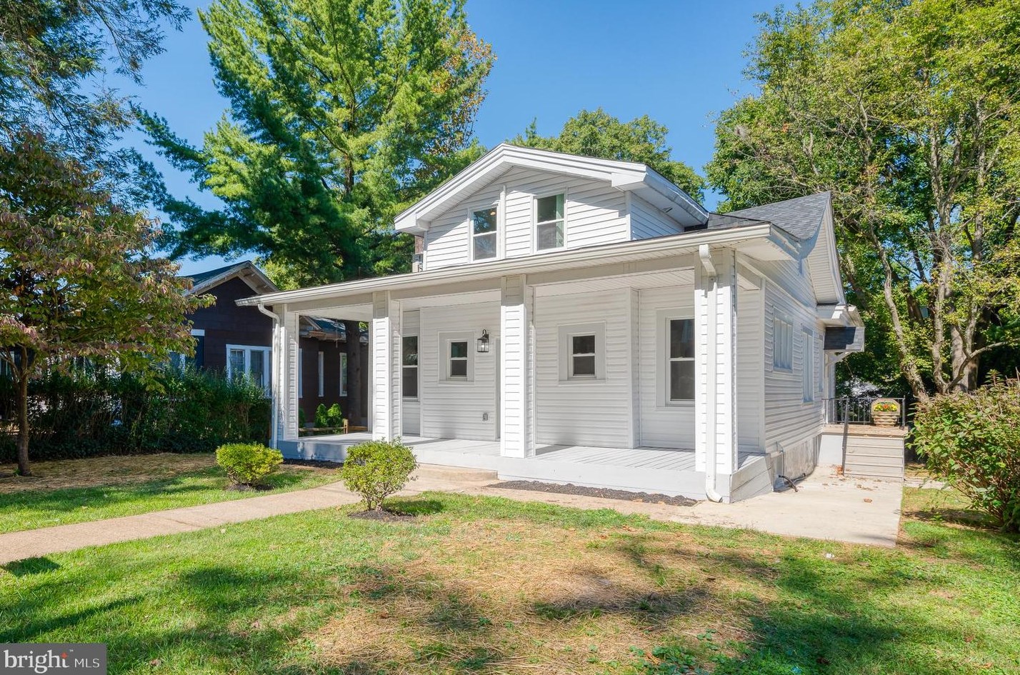 2414 Crest Rd, Baltimore MD  21209-4234 exterior