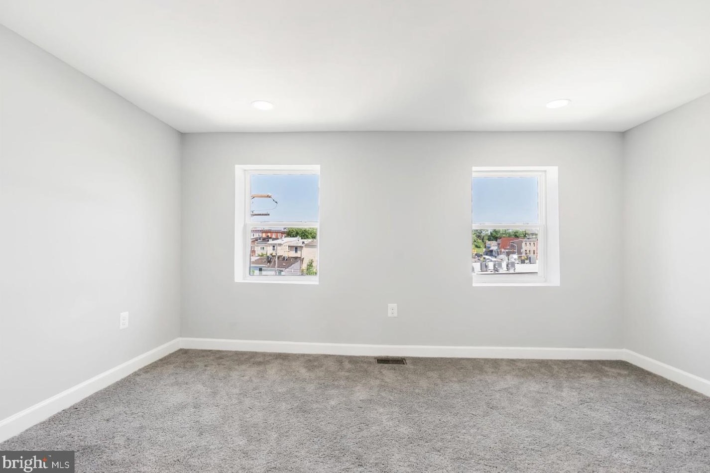 422 Lafayette Ave, Baltimore MD  21228-3226 exterior