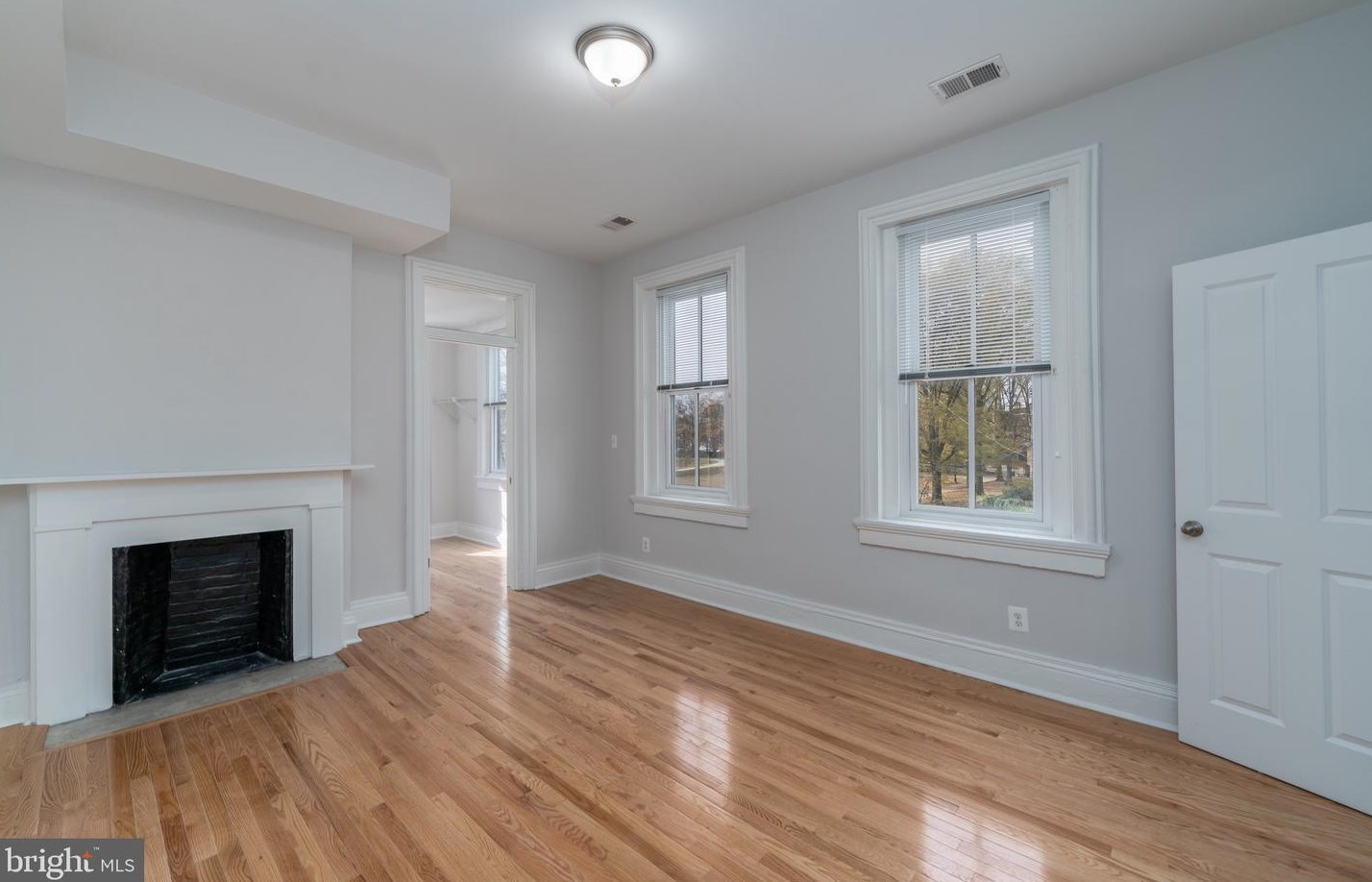 1734 Bolton St, Baltimore MD  21217-4329 exterior
