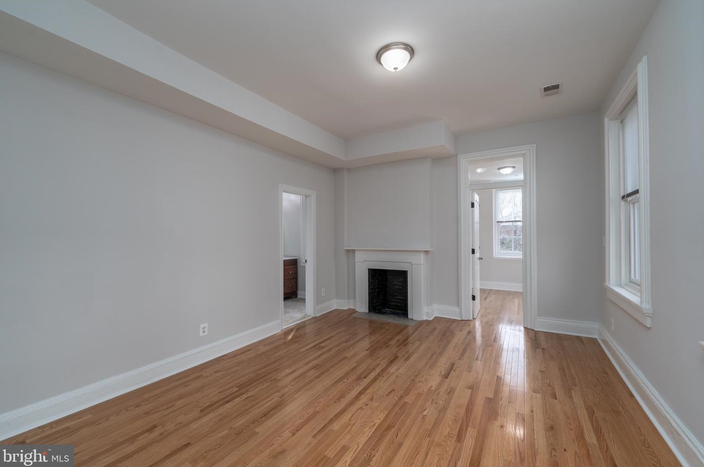 1734 Bolton St, Baltimore MD  21217-4329 exterior
