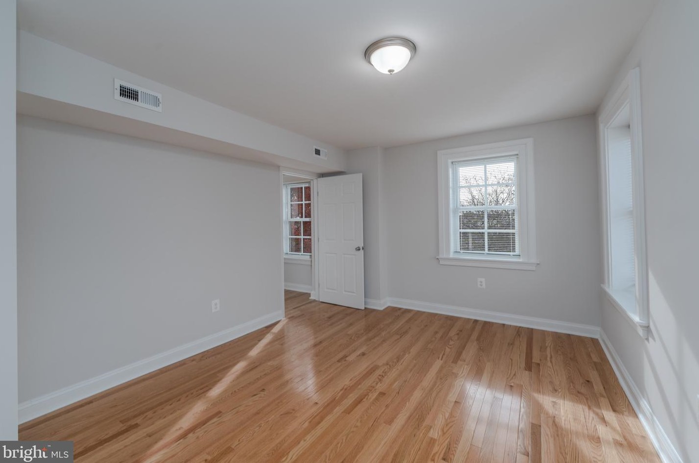 1734 Bolton St, Baltimore MD  21217-4329 exterior