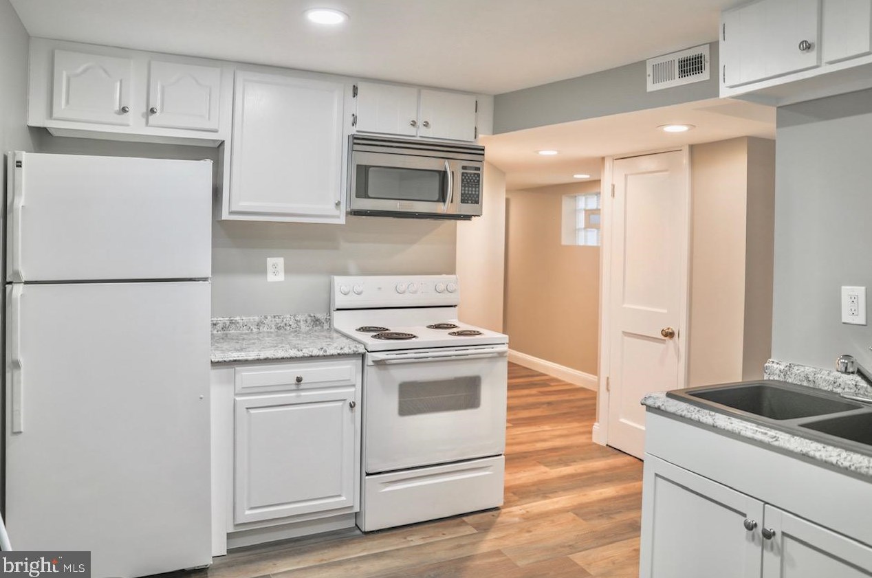 6513 Brook Ave, Baltimore MD  21206-1848 exterior