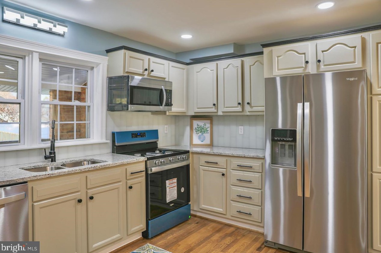 6513 Brook Ave, Baltimore MD  21206-1848 exterior