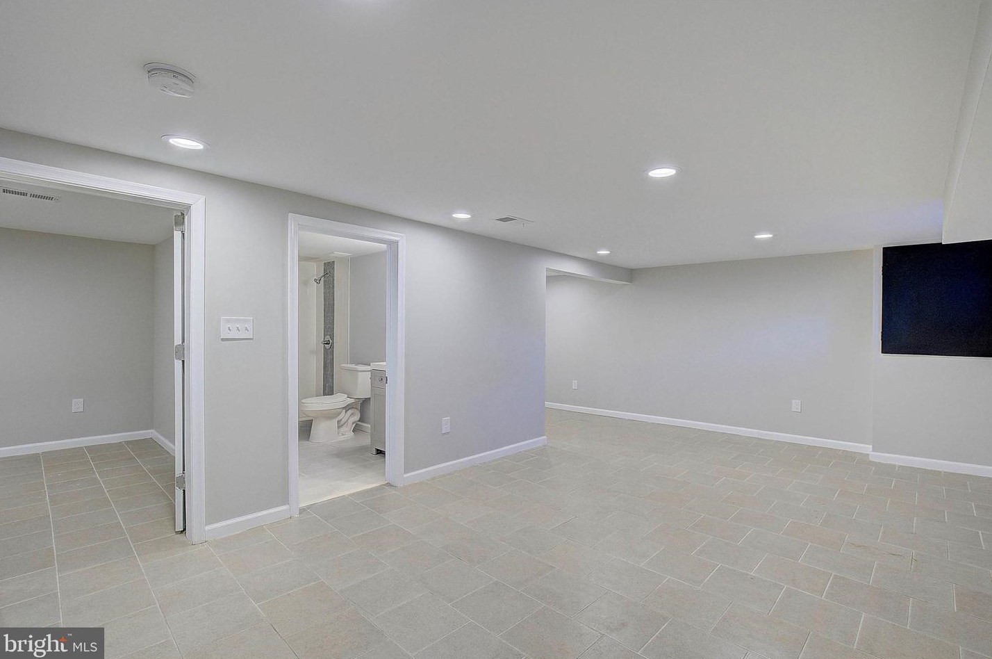 5619 Remmell Ave, Baltimore MD  21206-3430 exterior