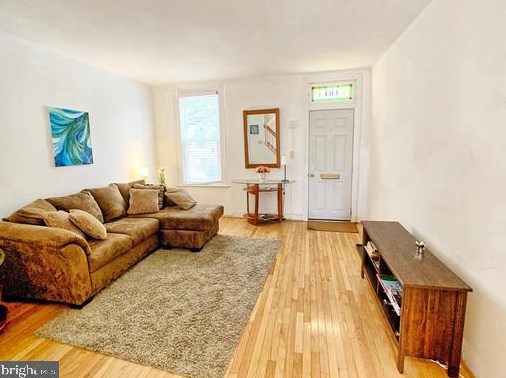 816 Glover St, Baltimore MD  21205-1610 exterior