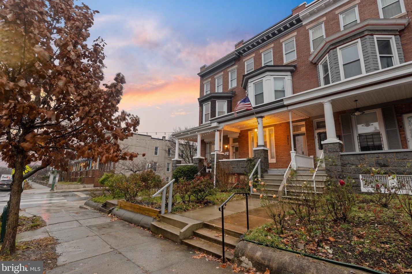2802 Guilford Ave, Baltimore MD  21218-4418 exterior