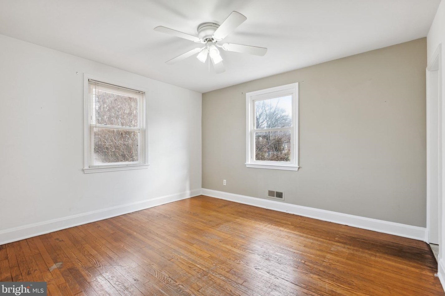 3106 Woodring Ave, Baltimore MD 21234-7916 exterior