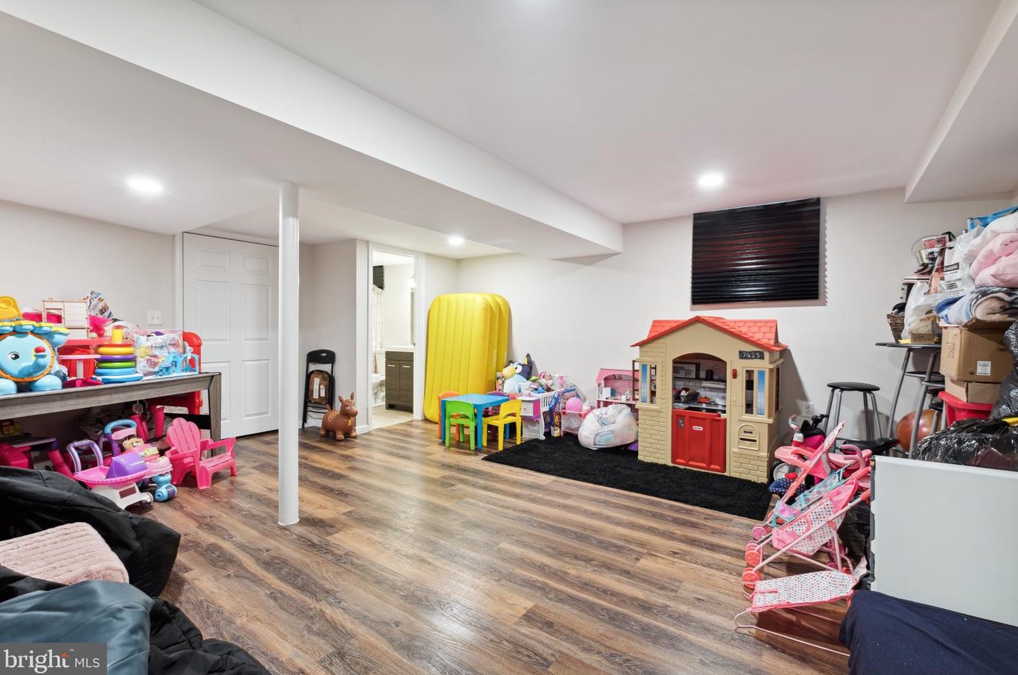 3106 Woodring Ave, Baltimore MD 21234-7916 exterior