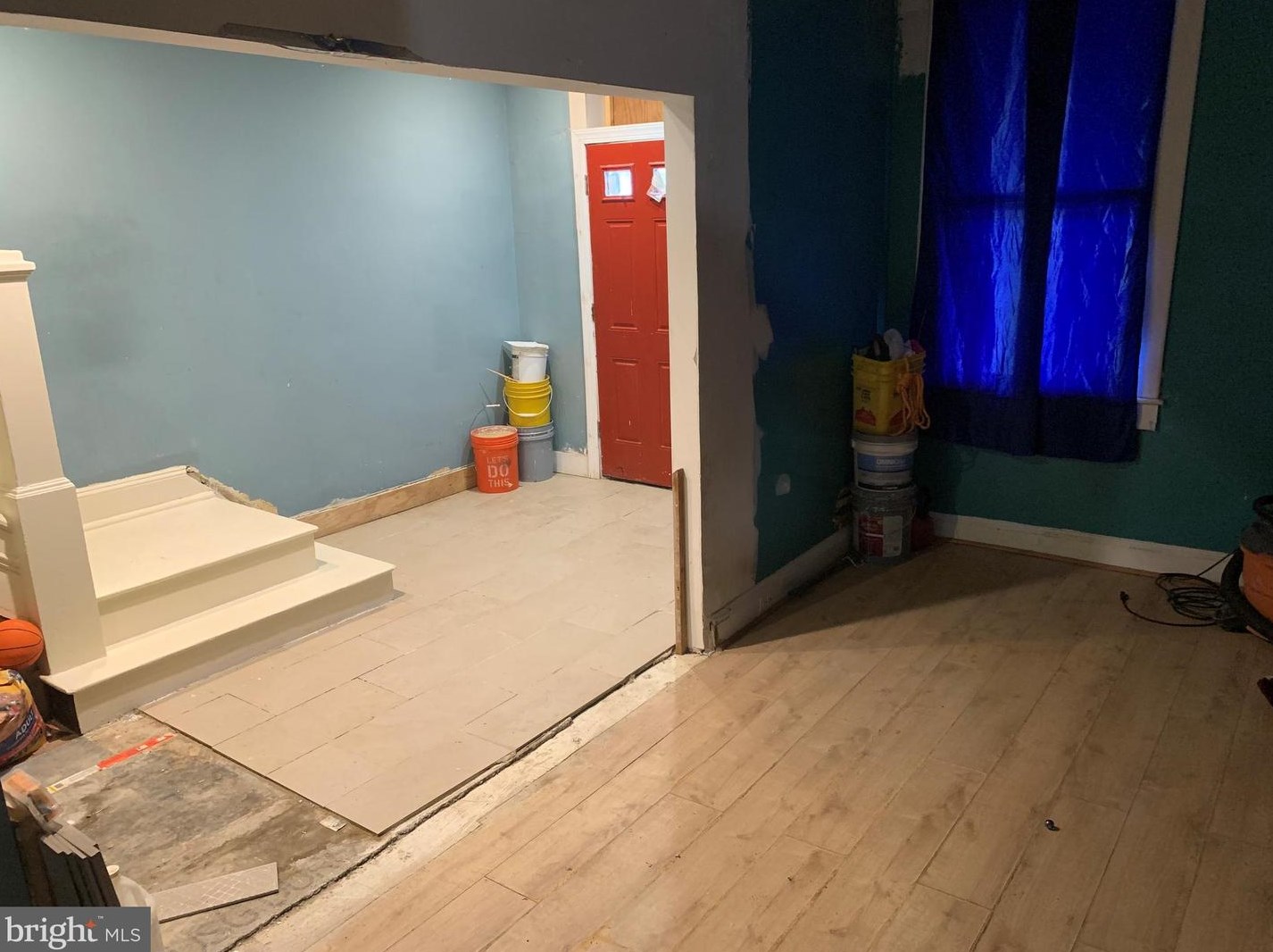 206 Hilton St, Baltimore MD  21229-3002 exterior