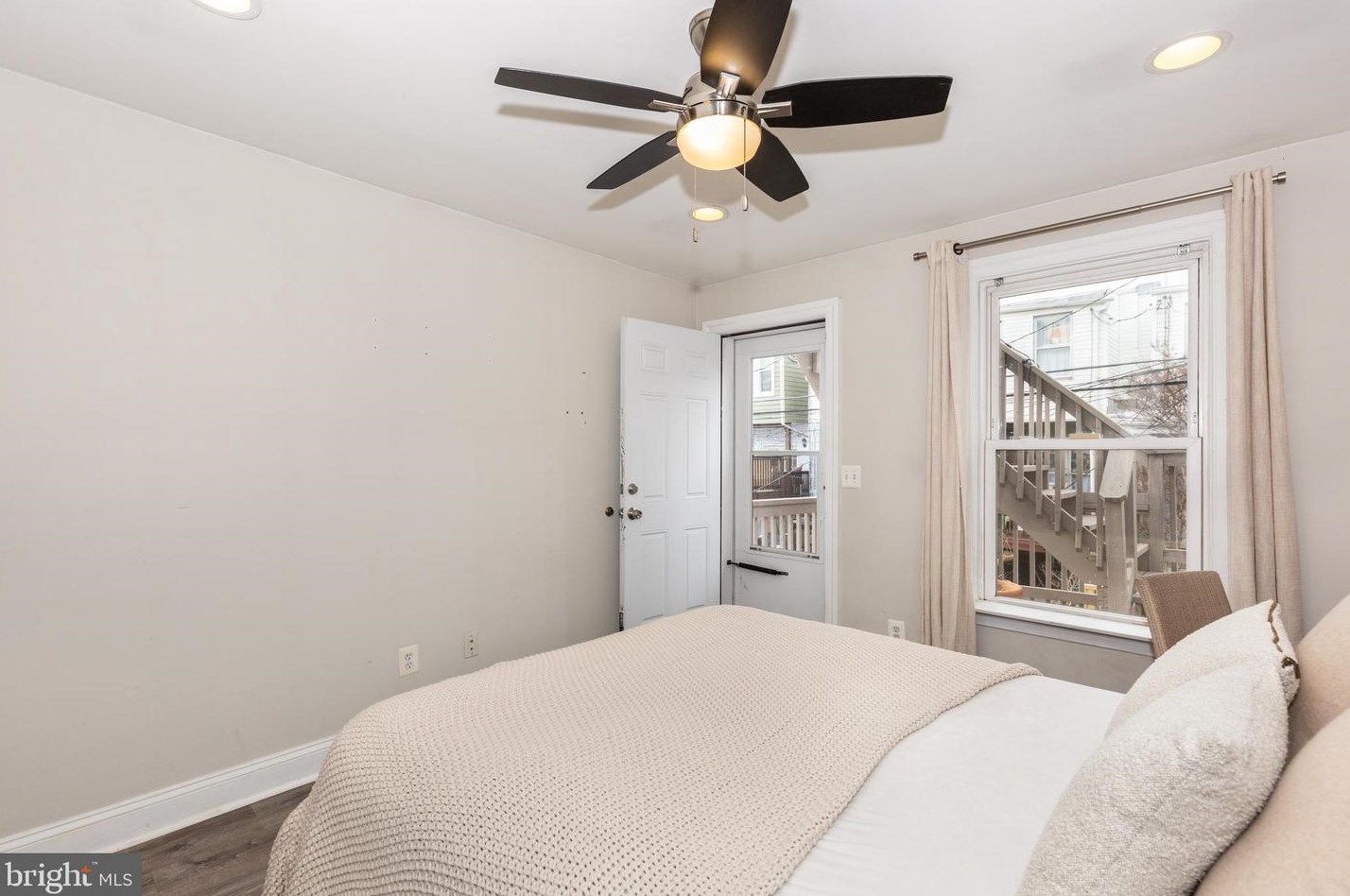 16 Glover St, Baltimore MD  21224-1139 exterior