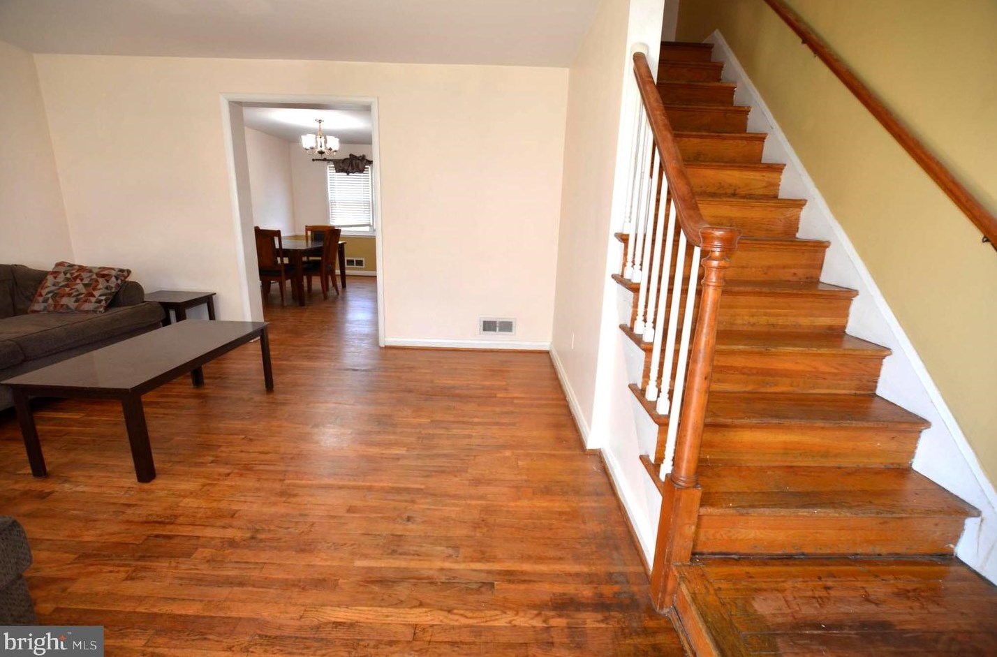 6124 Marlora Rd, Baltimore MD  21239-1928 exterior