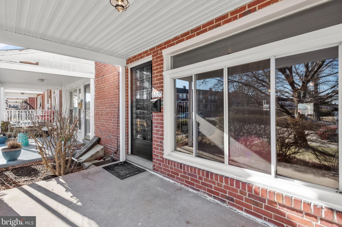 6220 Falkirk Rd, Baltimore MD 21239-1637 exterior