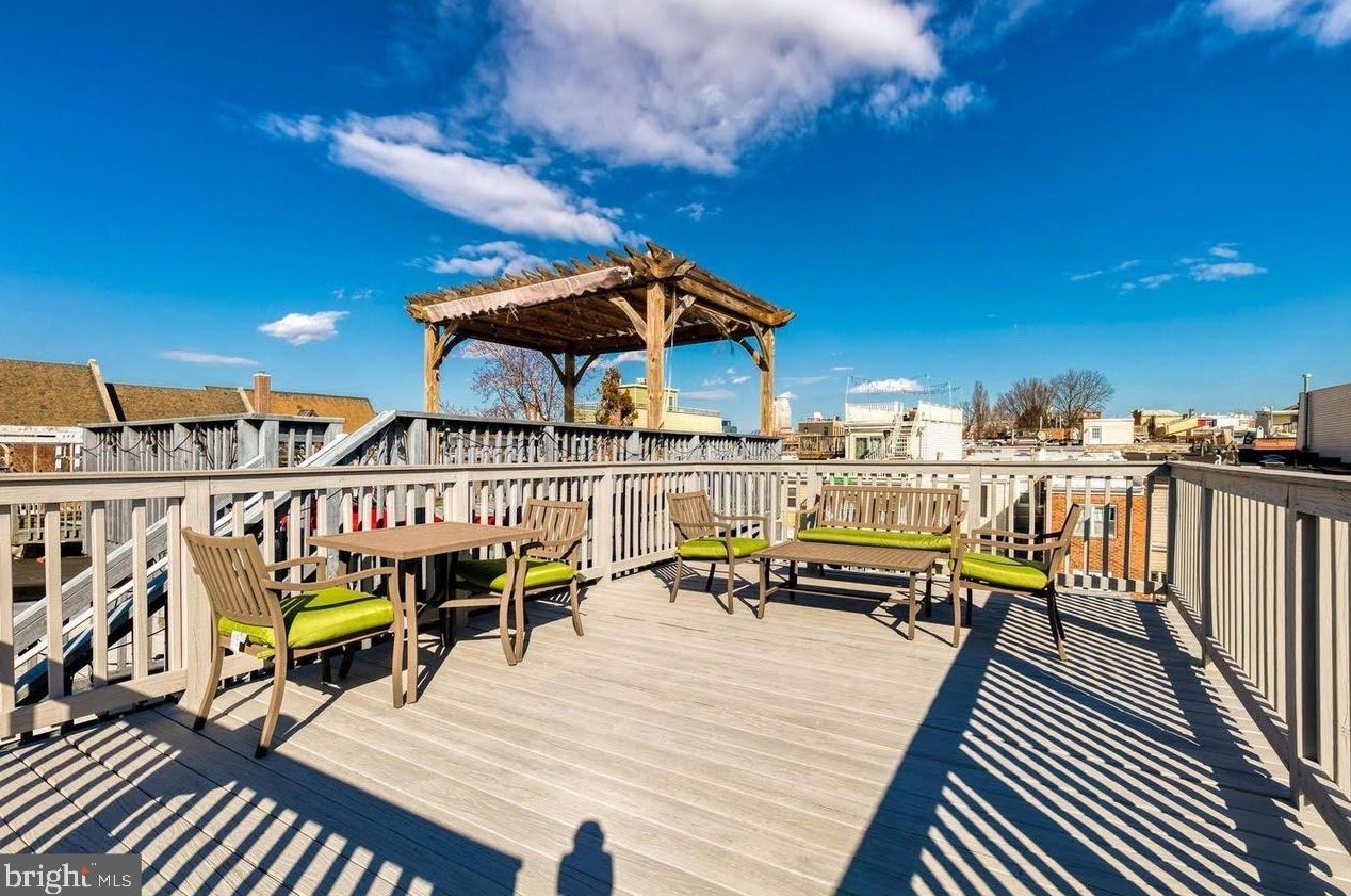 1339 Charles St, Baltimore MD  21230-4226 exterior