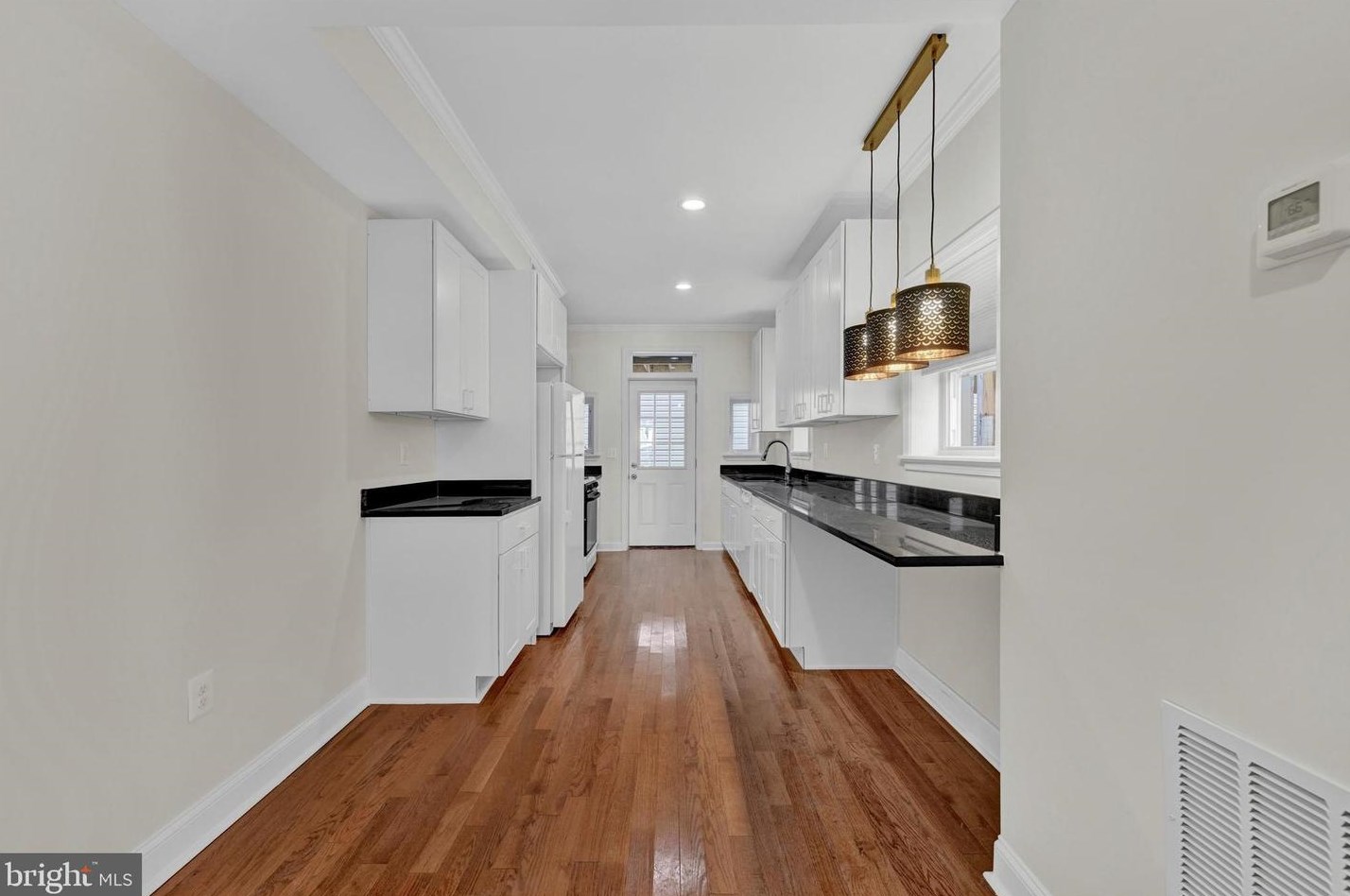 2505 Foster Ave, Baltimore MD  21224-3746 exterior