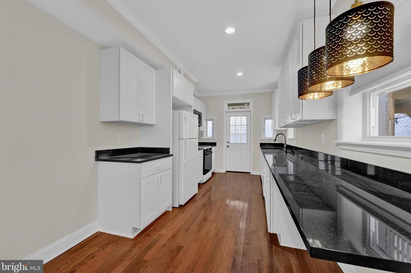 2505 Foster Ave, Baltimore MD  21224-3746 exterior