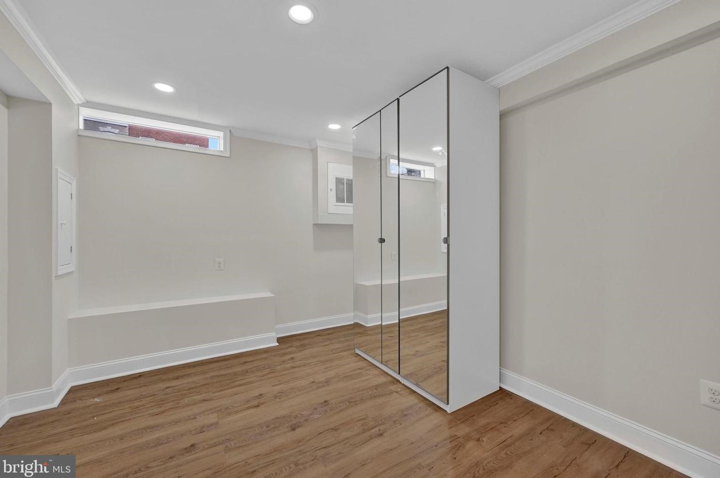 2505 Foster Ave, Baltimore MD  21224-3746 exterior