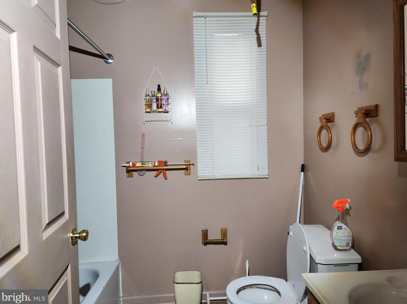 1711 Westwood Ave, Baltimore MD 21217-1653 exterior