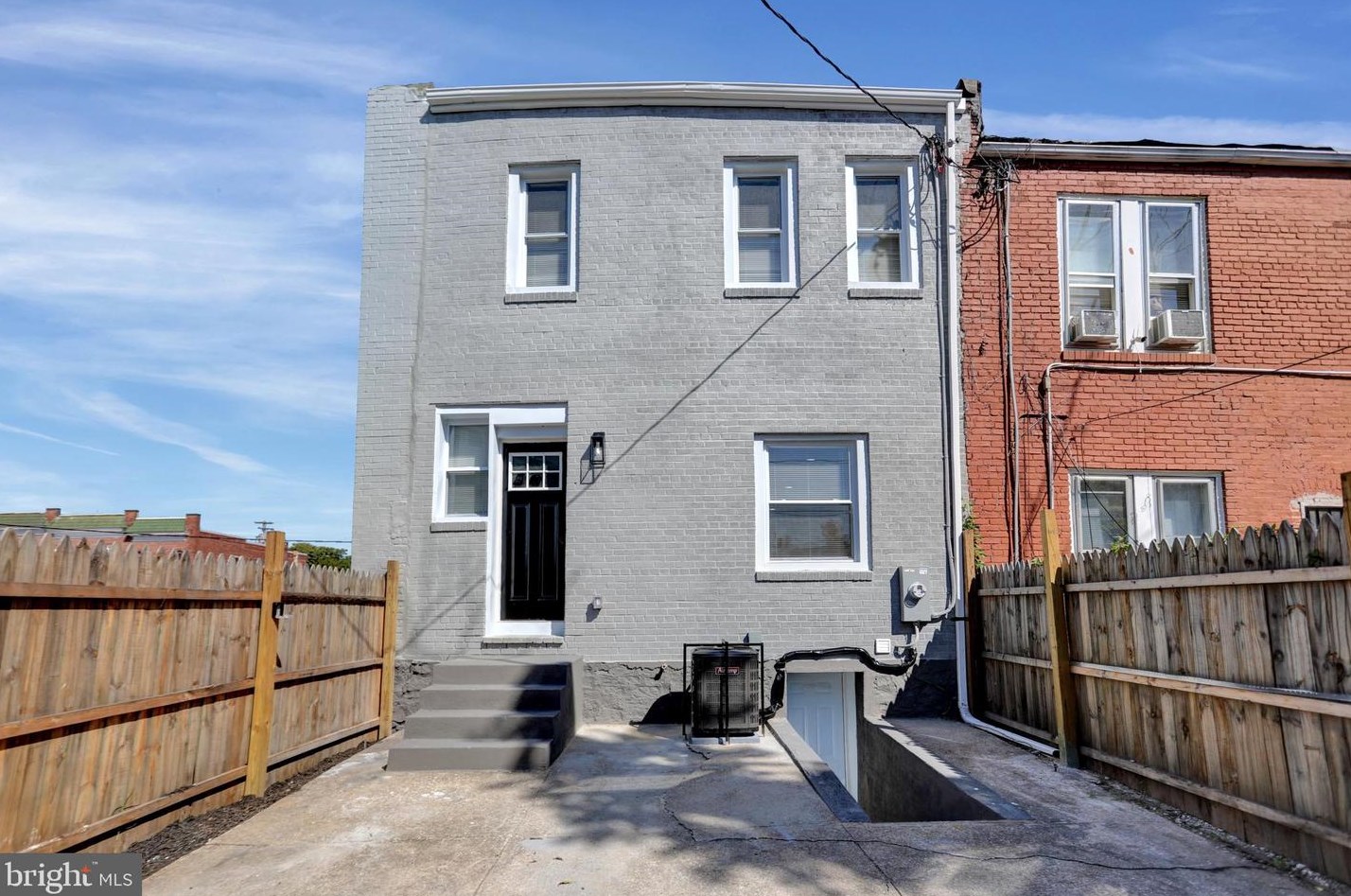2230 Monroe St, Baltimore MD  21217-1320 exterior