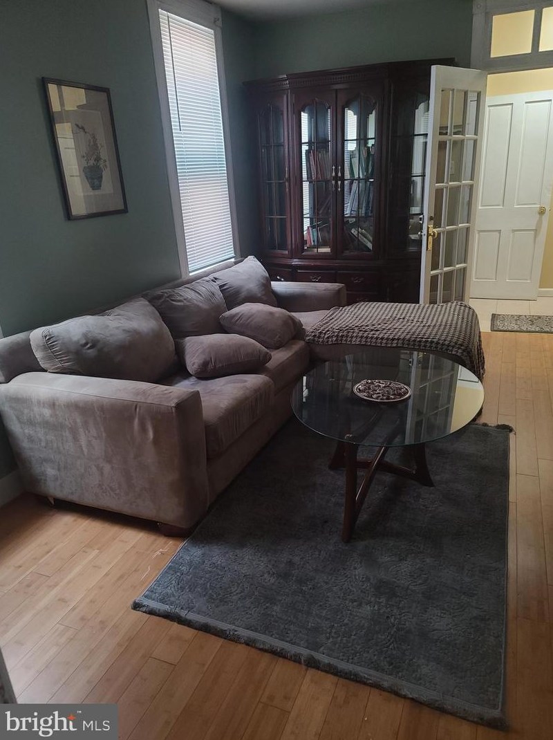 4207 Euclid Ave, Baltimore MD  21229-3512 exterior