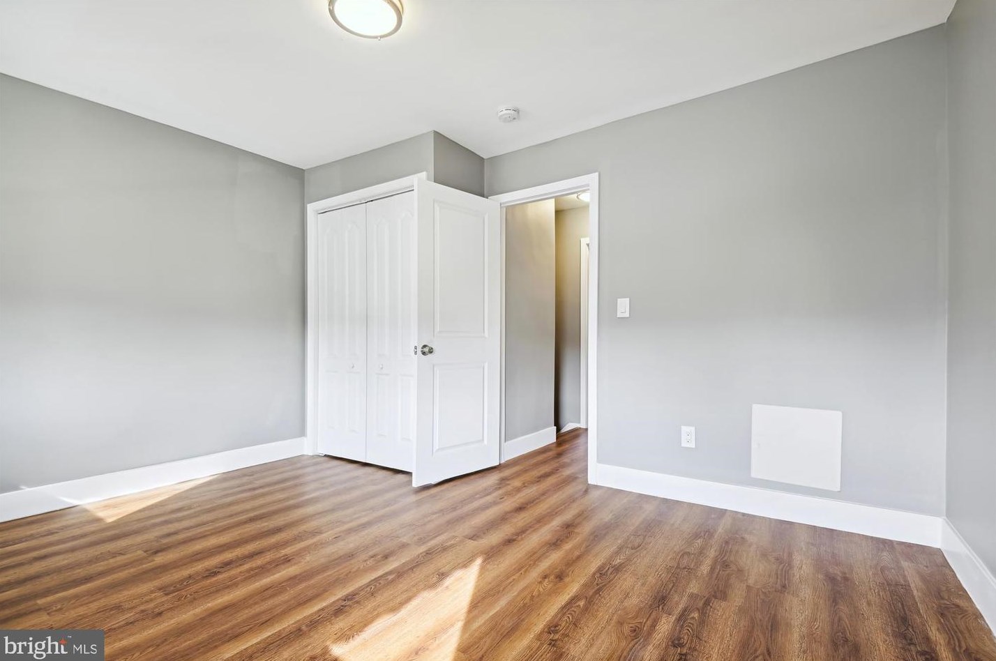 518 Maude Ave, Baltimore MD  21225-1928 exterior