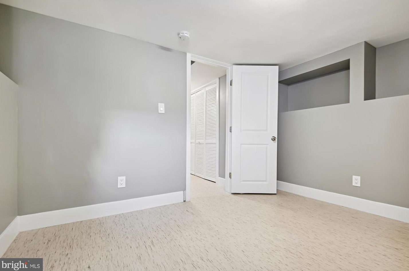 518 Maude Ave, Baltimore MD  21225-1928 exterior