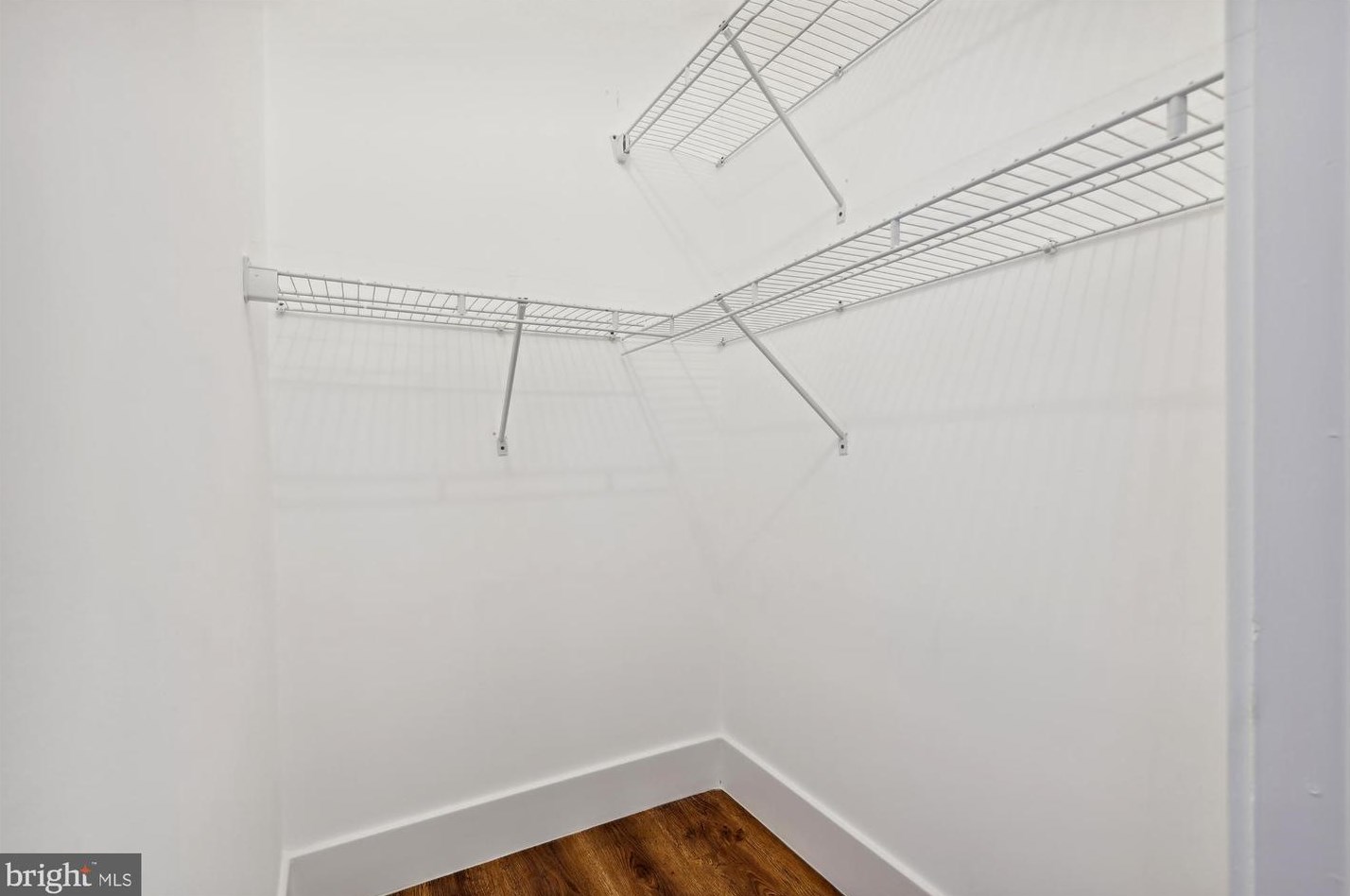 518 Maude Ave, Baltimore MD  21225-1928 exterior