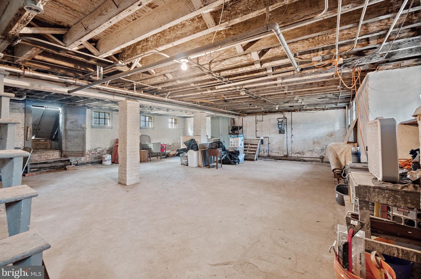 2921 Glenmore Ave, Baltimore MD 21214-1854 exterior