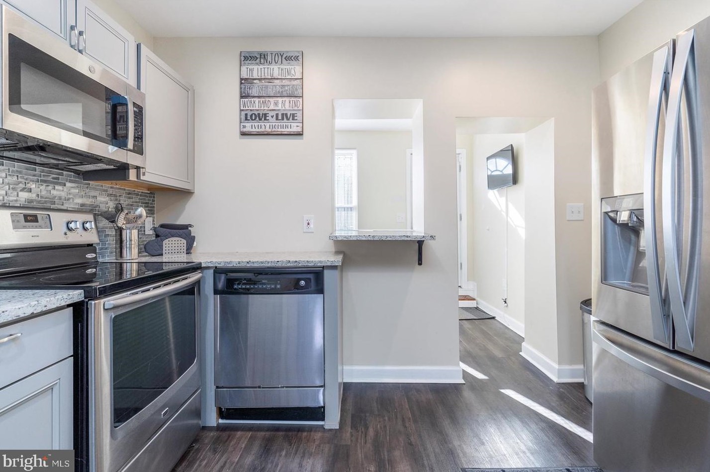 2335 Mcelderry St, Baltimore MD  21205-2442 exterior