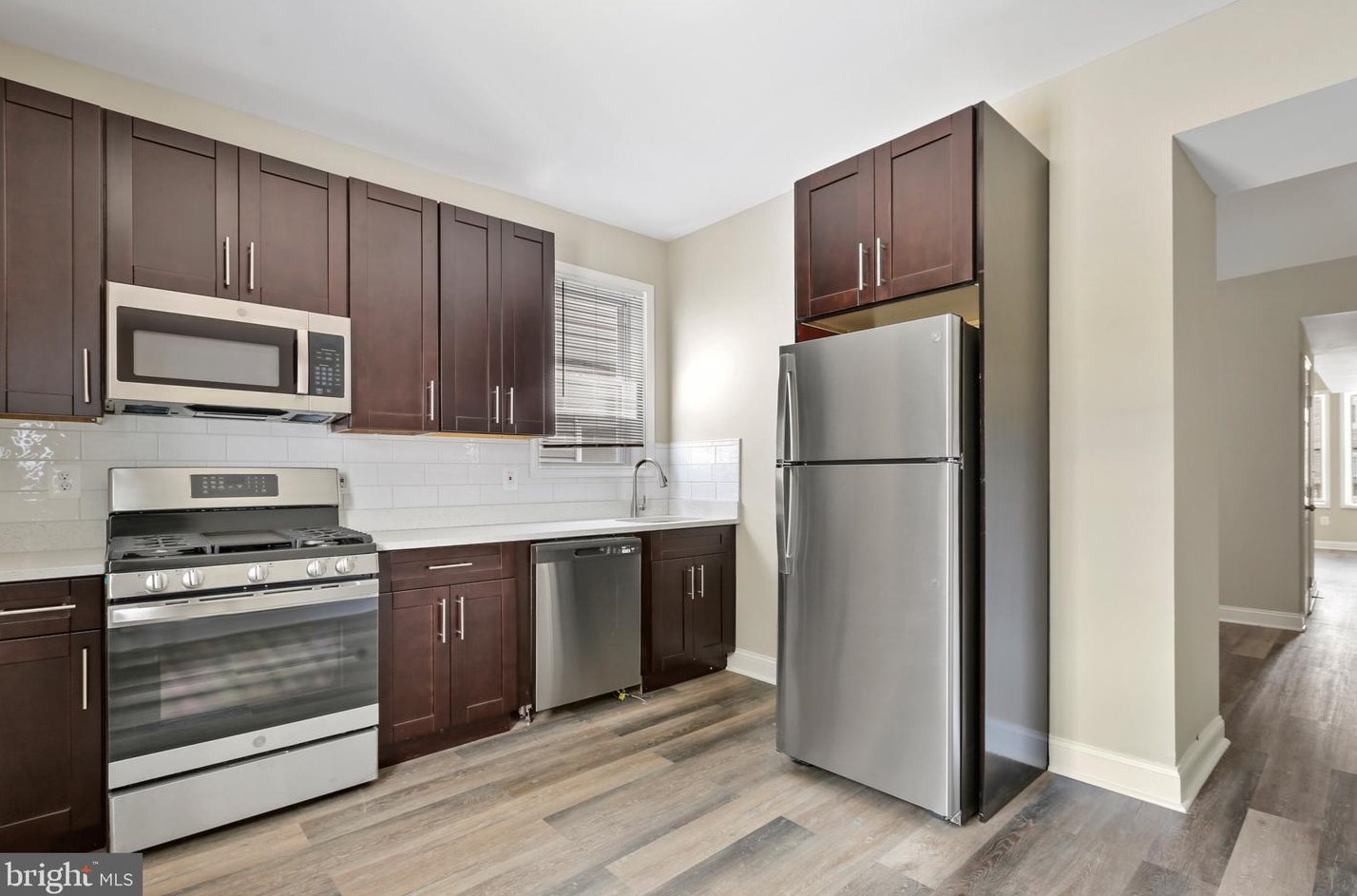 207 Loudon Ave, Baltimore MD  21229-3629 exterior