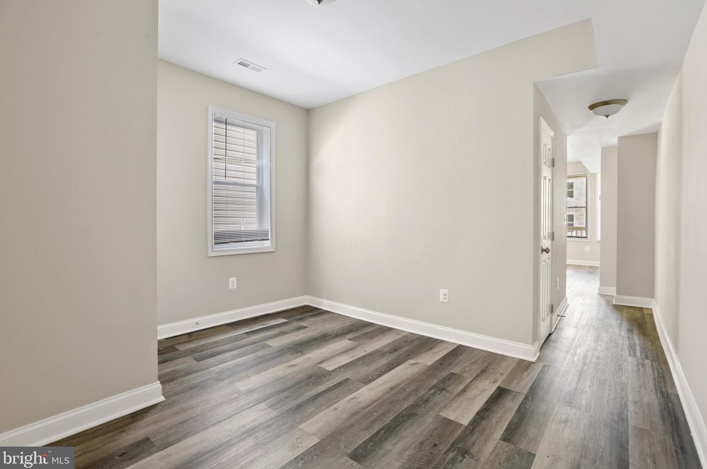 207 Loudon Ave, Baltimore MD  21229-3629 exterior