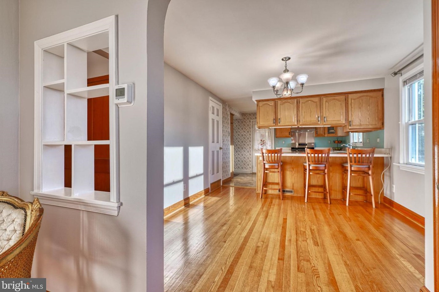 5401 Pembroke Ave, Baltimore MD  21207-6165 exterior
