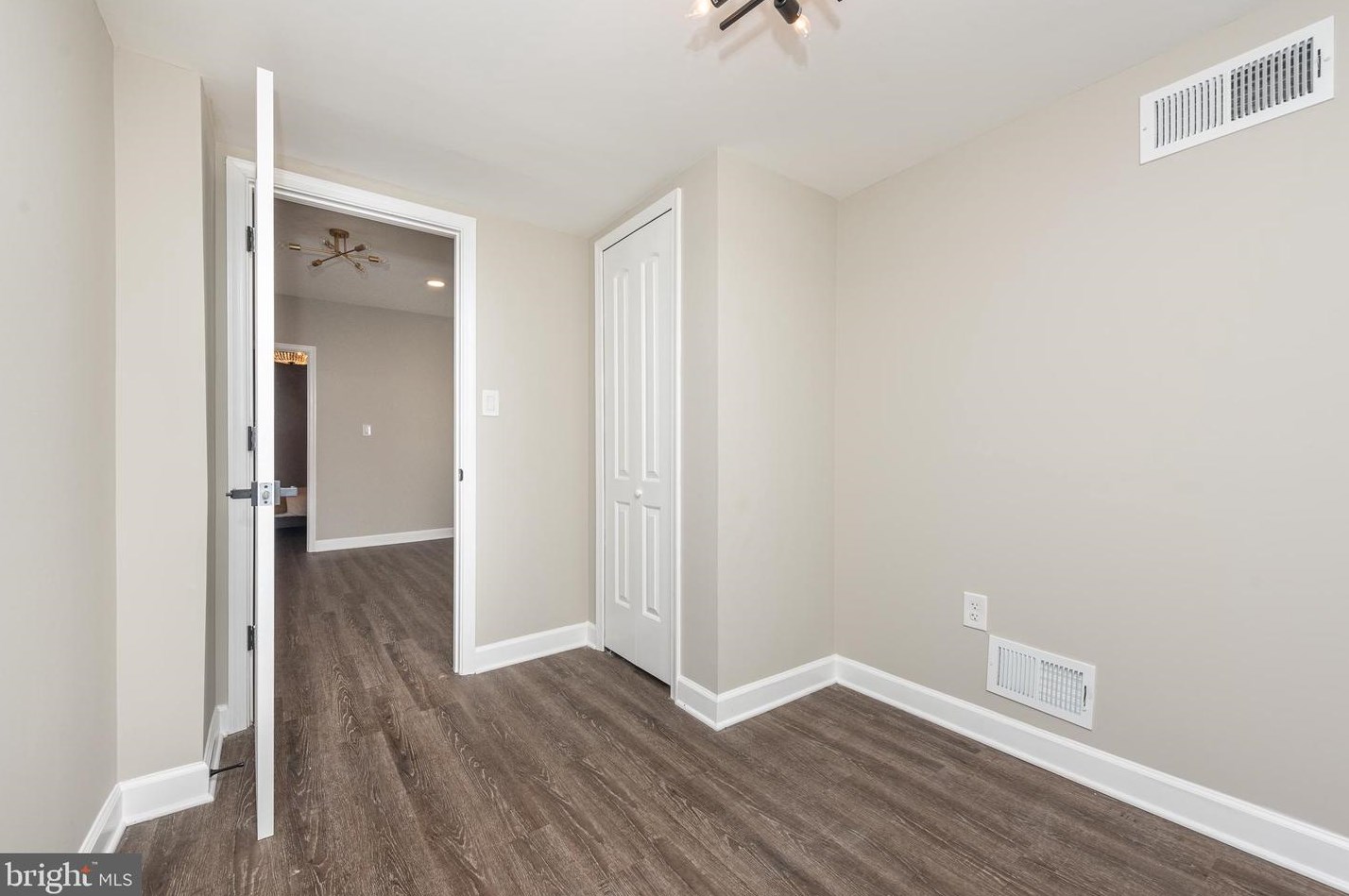 109 Calhoun St, Baltimore MD  21223-3118 exterior