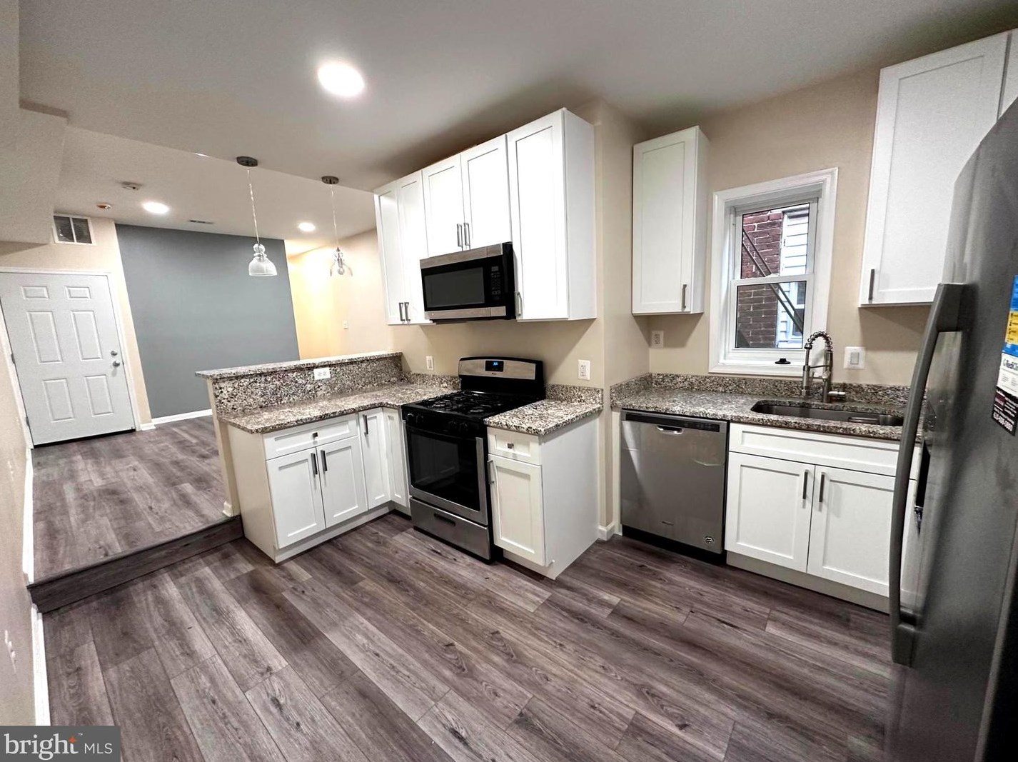 1721 Mcculloh St, Baltimore MD  21217-3527 exterior