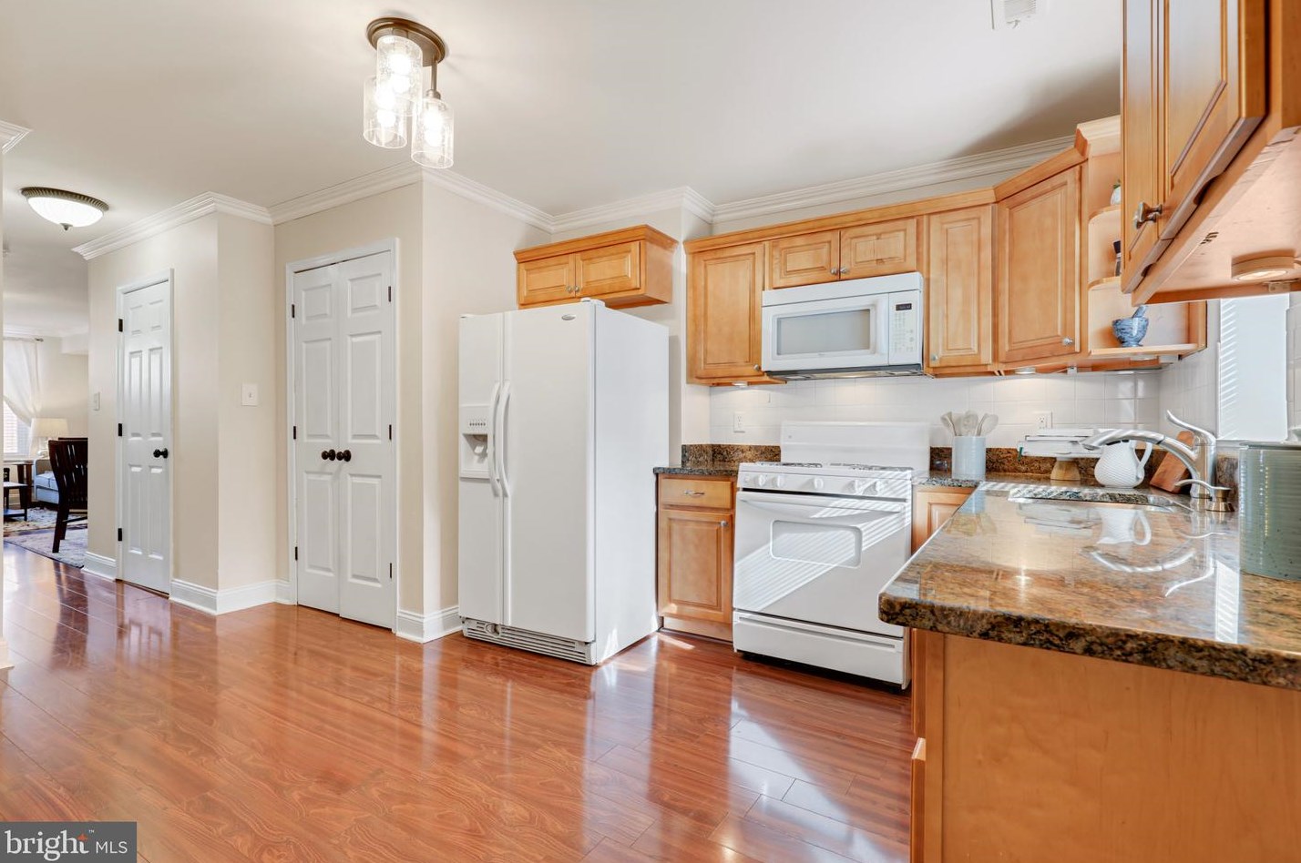 215 Bouldin St, Baltimore MD  21224-2316 exterior