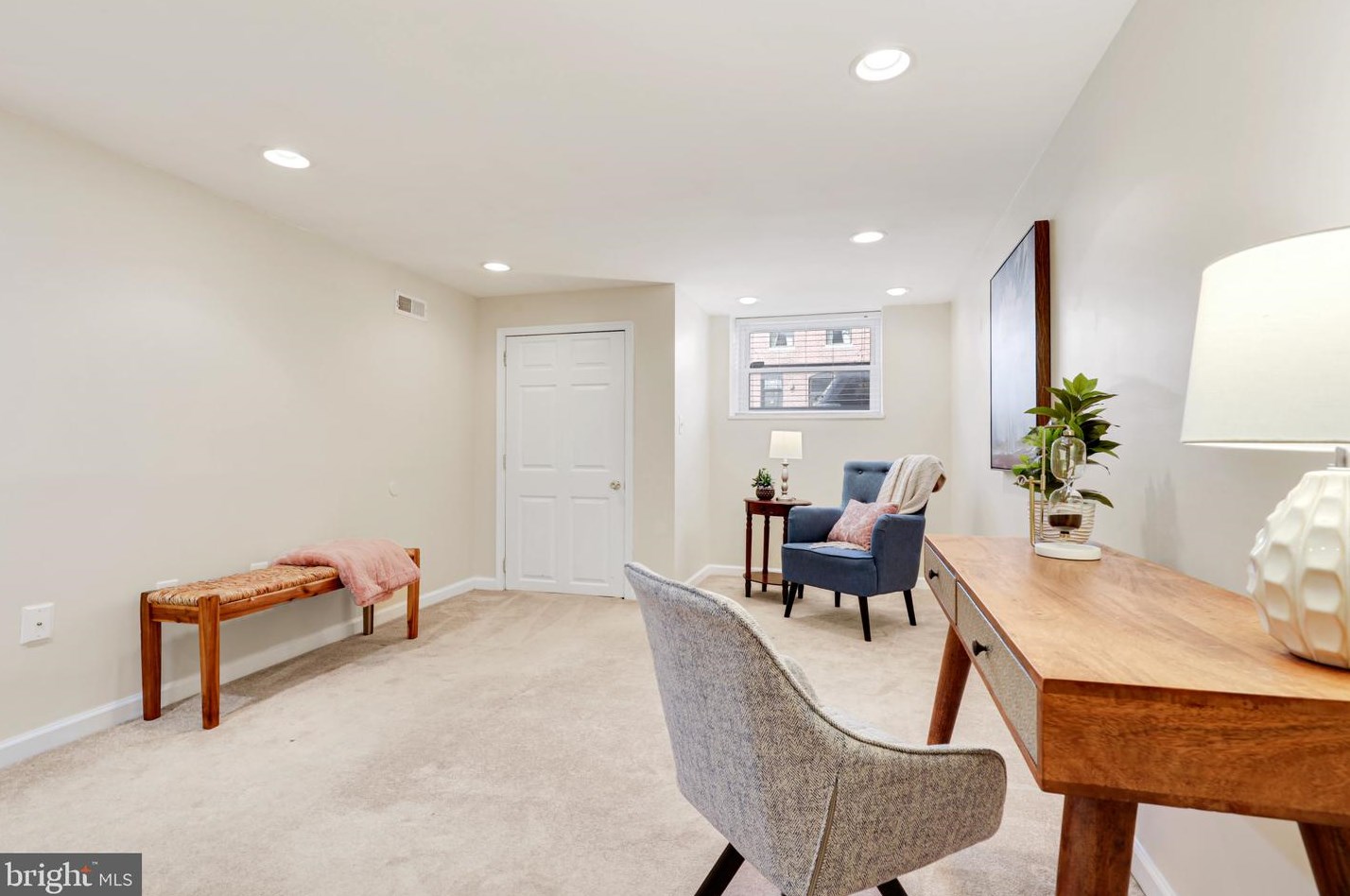 215 Bouldin St, Baltimore MD  21224-2316 exterior