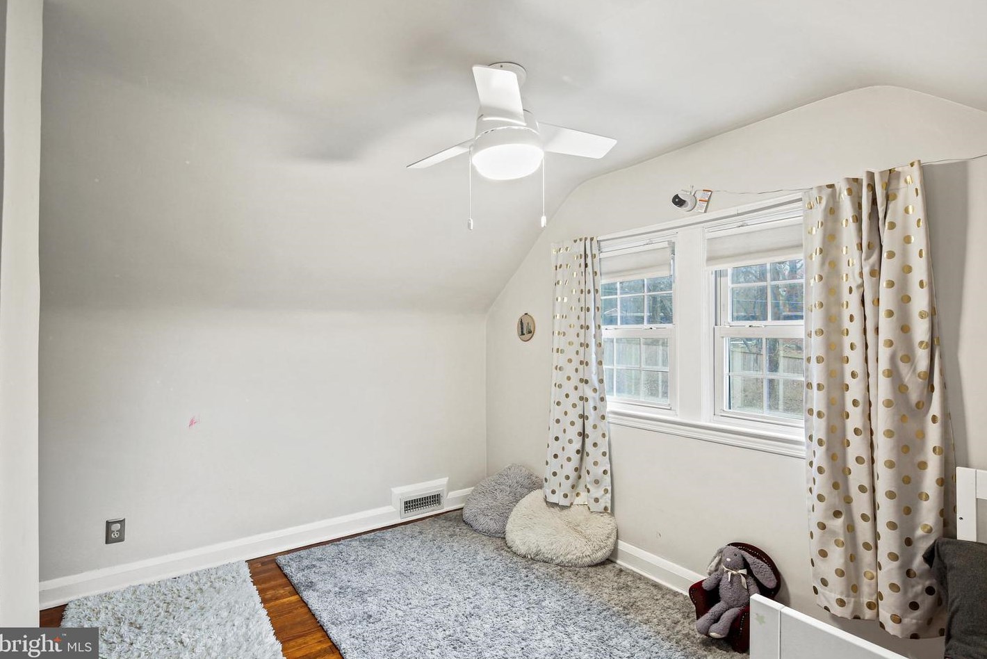 1611 Rogers Ave, Baltimore MD  21209-4543 exterior
