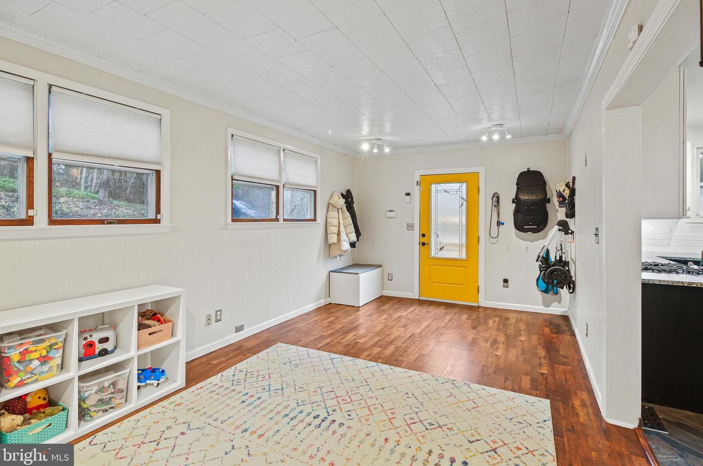 1611 Rogers Ave, Baltimore MD  21209-4543 exterior