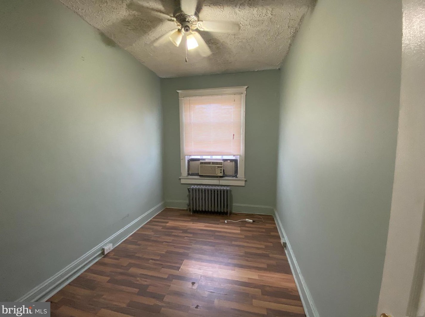 200 Hilton St, Baltimore MD  21229-3002 exterior