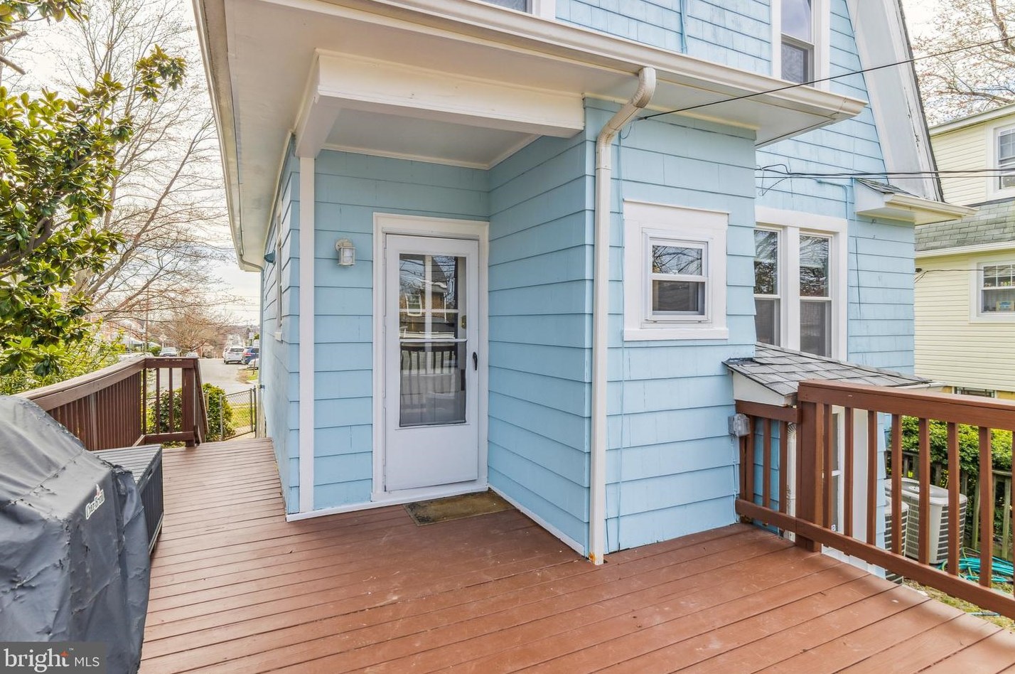 3330 Richmond Ave, Baltimore MD  21213-1145 exterior