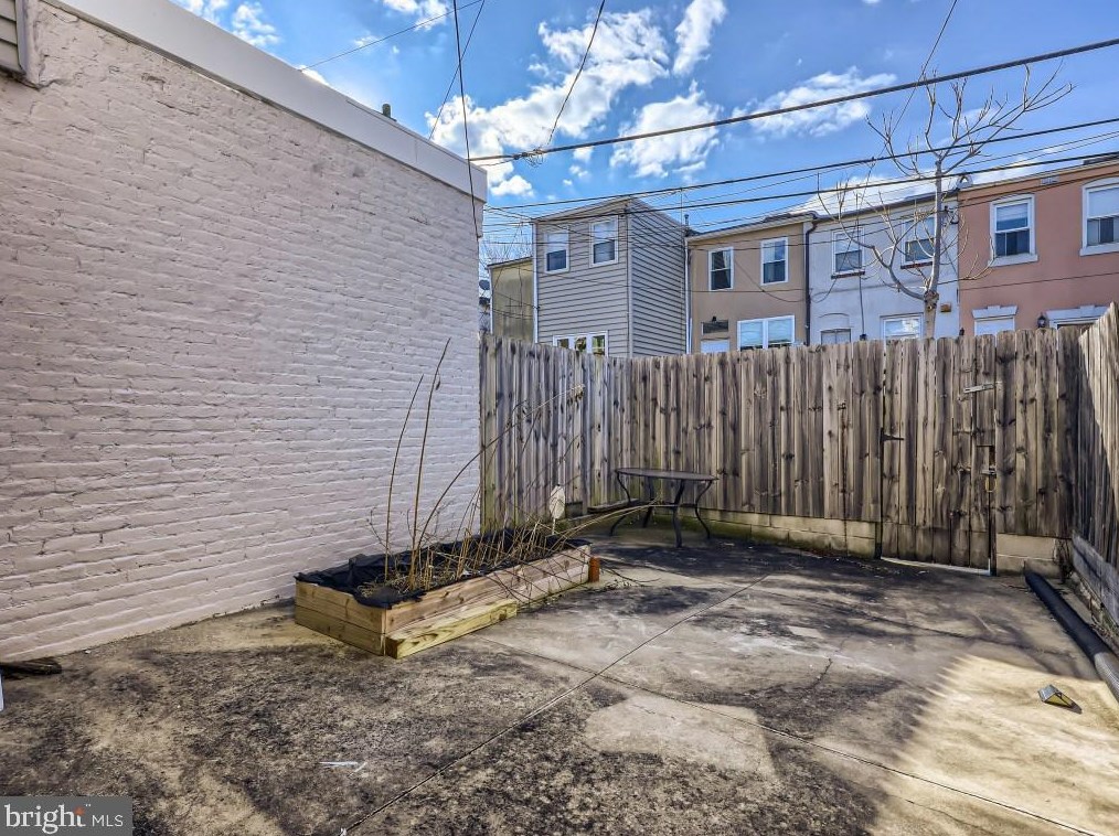 118 Luzerne Ave, Baltimore MD  21224-1147 exterior