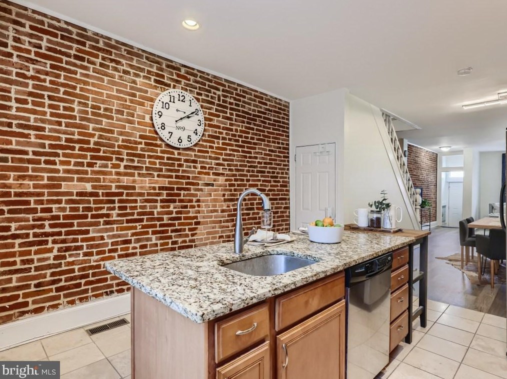 118 Luzerne Ave, Baltimore MD  21224-1147 exterior