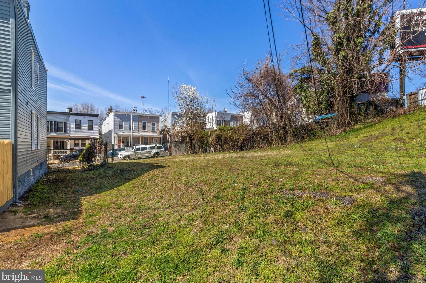 4015 Hickory Ave, Baltimore MD  21211-1742 exterior