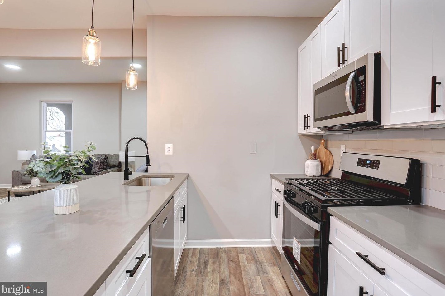 2819 Westfield Ave, Baltimore MD  21214-1234 exterior