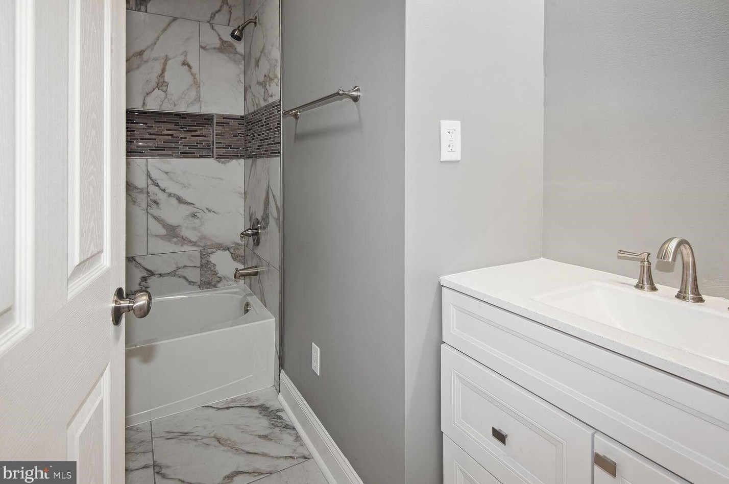 5503 Rusk Ave, Baltimore MD 21209-4105 exterior