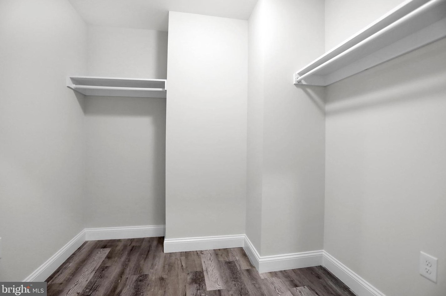 3913 Roland Ave, Baltimore MD  21211-2019 exterior